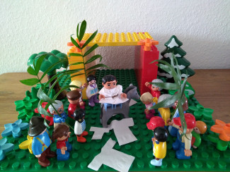Jesus zieht in Jerusalem ein mit Playmobil